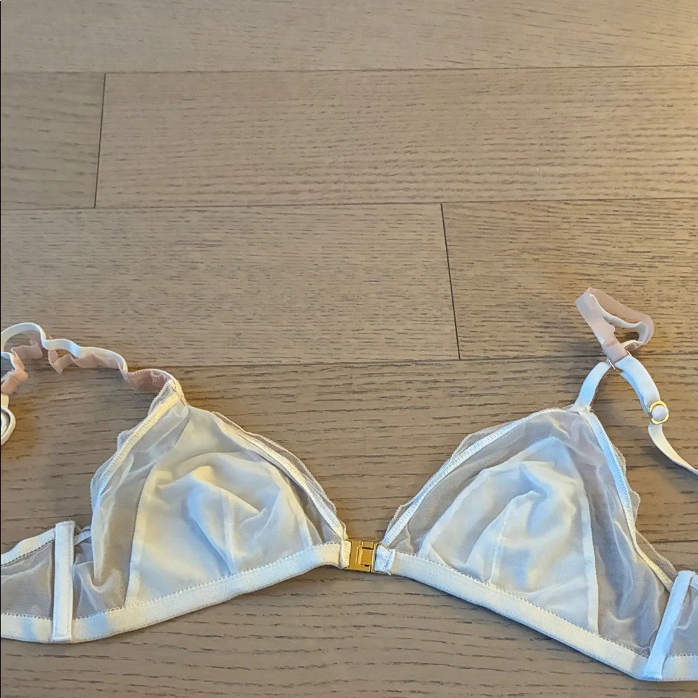 Princesses Tam Tam White Sheer Bralette - Picture 8 of 9